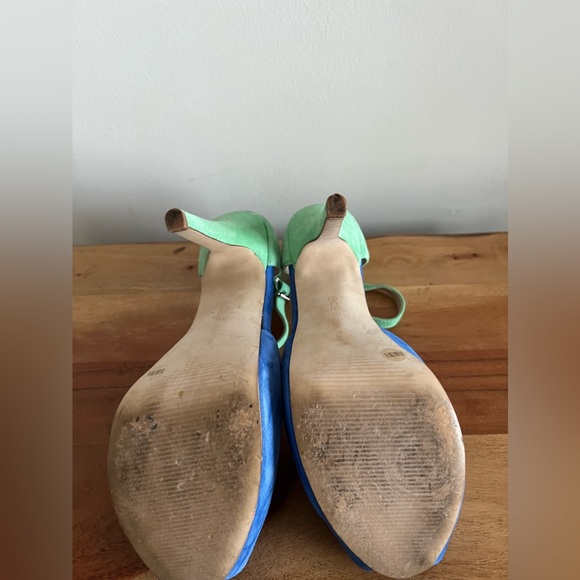 BCBGeneration Lin Color Block Peep Toe Suede Stiletto - Size 8.5 - Picture 5 of 14